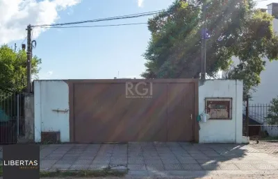 Casa para venda - 240m², 6 dormitórios, sendo 3 suites, 2 vagas - glória