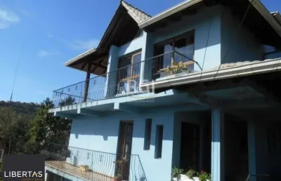 Casa para venda - 185m², 4 dormitórios, sendo 2 suites, 4 vagas - nonoai