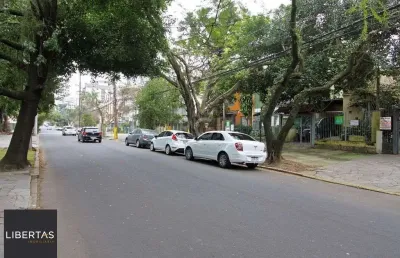Terreno com casa para comprar com 3 dormitórios  111 m²