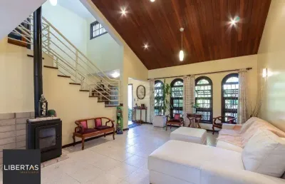 Casa para venda - 308.25m², 3 dormitórios, sendo 1 suites, 5 vagas - cristal