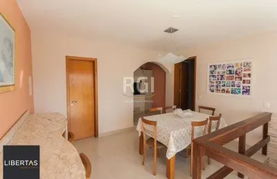 Ampla cobertura com 3 quartos, sendo  2 suítes no bairro são joão , próximo ao b