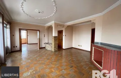 303m2 apartamento com 5 dormitórios no centro da capital.