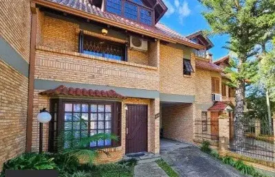 Casa de 3 dormitórios com 2 vagas de garagem no bairro jardim isabel