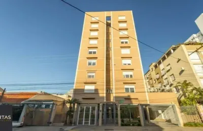 Apartamento de três quartos, suíte e uma vaga de garagem no bairro santana