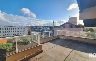 Cobertura com 3 dormitórios e vaga no bairro cavalhada,  poa/rs