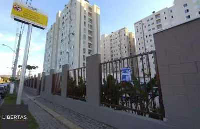 Apartamento de 2 dormitórios, sacada com churrasqueira e 1 vaga