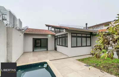 Casa sobrado no bairro cristal de 3 dormitórios e 3 vagas