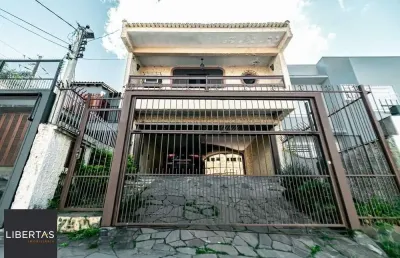 Casa com 3 dormitórios e 185m² no bairro higienópolis