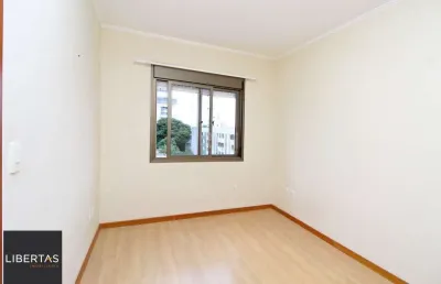 Apartamento de três dormitórios, suíte e uma vaga de garagem no bairro santana