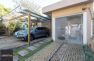 Casa com 3 quartos à venda na Rua Comandai, 511, Cristal, Porto Alegre