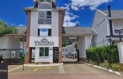 Casa em condomínio fechado, 5 dormitórios sendo 2 suítes, 5 banheiros, 203 m² de