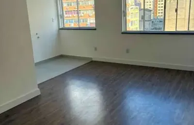 Apartamento ou sala comercial no centro histórico de porto alegre