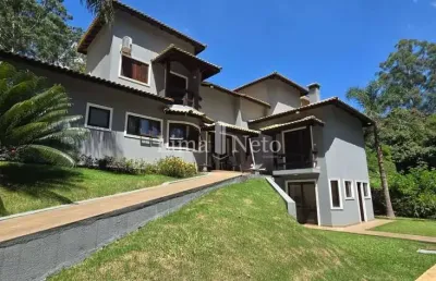 Casa em condomínio, 370m², piscina, porteira fechada, serra dos cristais