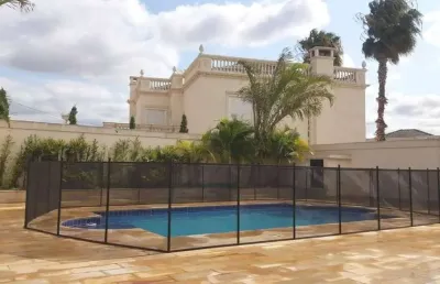 Casa em condomínio, 4 dormitórios, 2 suítes, 4 vagas
