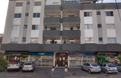 Cobertura com 03 dormitórios ,  217 m² de área privativa  no calçadão do kobrasol