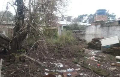 Casa de alvenaria 3 dormitórios terreno 10x35 metros rua ana nery  rio branco