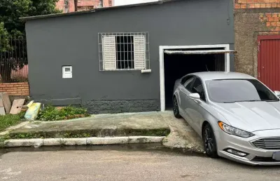 Casa de alvenaria no bairro guajuviras em canoas -  rs