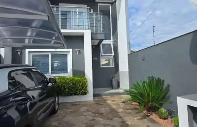 Sobrado com 130,33 m² com 3 dormitórios rua das camelias igara canoas rs.