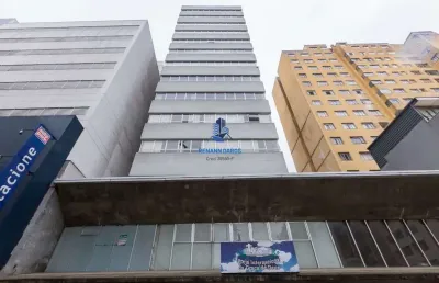 Sala comercial centro de curitba - oportunidade rara no coração de curitiba! sala comercial ampla e iluminada na rua josé loureiro