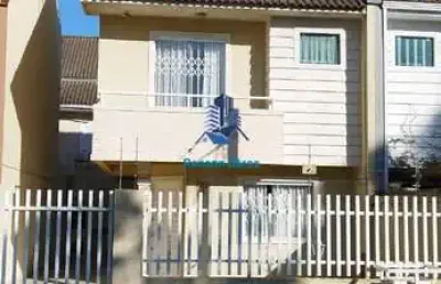 Sobrado espaçoso com 3 quartos e garagem para 3 carros à venda no novo mundo, curitiba – oportunidade única!