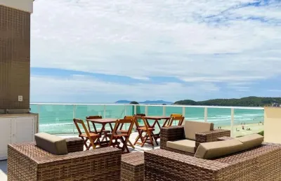 Cobertura com 3 quartos à venda na praia de palmas, governador celso ramos  por r$ 3.890.000