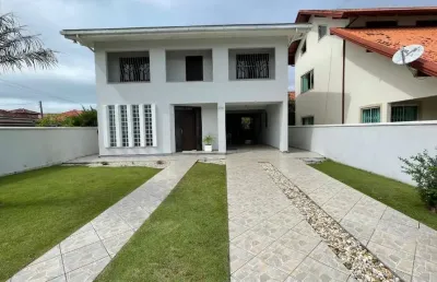 Casa com 3 quartos à venda na praia joão rosa, biguaçu  por r$ 1.170.000