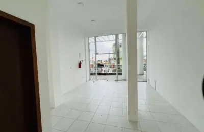 Sala comercial à venda em rio caveiras, biguaçu  por r$ 400.000
