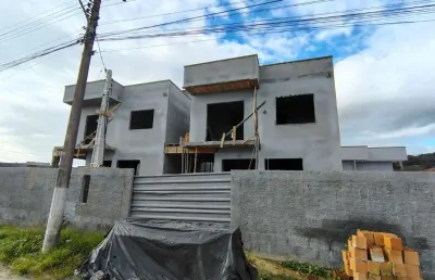 Casa com 3 quartos à venda em rio caveiras, biguaçu  por r$ 555.000
