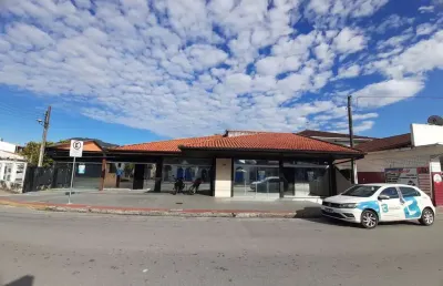 Sala comercial para alugar no centro, biguaçu  por r$ 18.000
