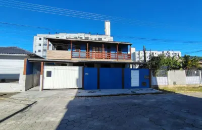 Casa com 3 quartos à venda em rio caveiras, biguaçu  por r$ 930.000
