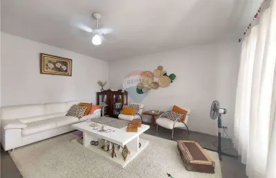 Casa com 177m², com 3 dormitórios e 3 banheiros, por r$ 419.990,00 na santa cruz em mogi mirim/sp.