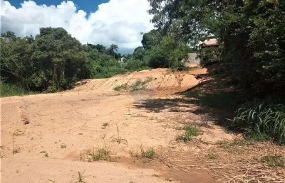 Terreno 472m r$98.000,00  bairro: pinheiros (divisa com o pq. florianópolis) - cidade: jaguariúna - estado: sp