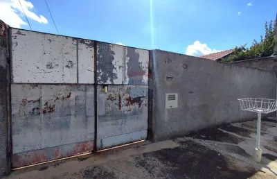 Casa com 2 quartos à venda na Rua Ana Luiza De Souza Aranha, 171, Jardim Bi-Centenário, Mogi Mirim
