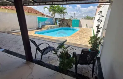Casa com área de lazer disponível para locação em mogi mirim