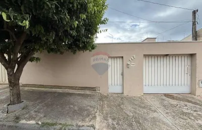 Casa com 3 quartos à venda no Jardim São José, Mogi Guaçu 