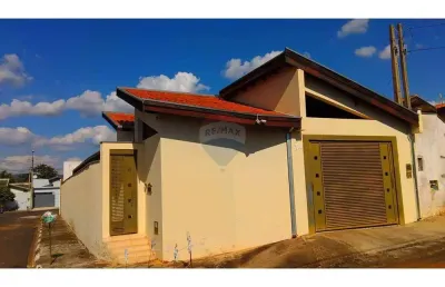 Casa com 3 quartos à venda na Rua Mário Fiorim, 74, Prados, Itapira
