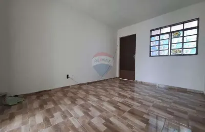 Apartamento no são judas tadeu, itapira, 49 m2 2 dormitórios, banheiro, vaga coberta, sala, cozinha com área de serviço.