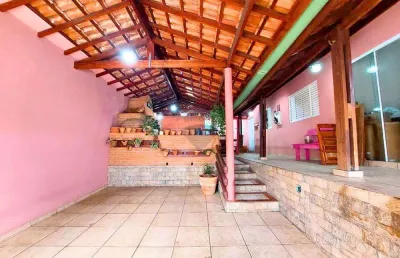 Grande oportunidade: duas casas no mesmo terreno, independentes e com localização privilegiada, na penha do rio do peixe!
