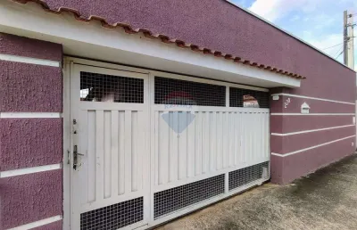 Casa com 2 dormitórios, a venda no jardim planalto em jaguariúna por r$ 445.000,00
