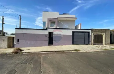Casa para locação - área gourmet com piscina - r$ 3.800,00 + iptu