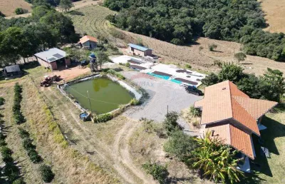 Sítio com 198.480 m² para café e pecuária em monte sião