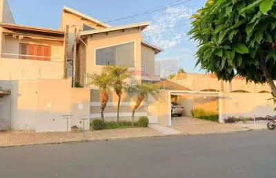 Casa semi-mobiliada à venda com 3 suítes - jardim brasília - mogi mirim - r$ 1.200.000,00