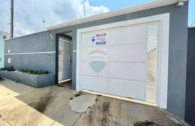 Casa com 3 quartos à venda na Rua Reinaldo Soares de Oliveira, 95, Jardim Santa Cruz, Mogi Guaçu