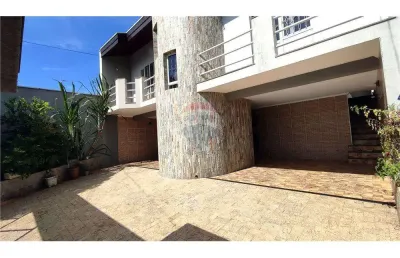 Casa de alto padrão a venda no jardim serra dourada em mogi guaçu