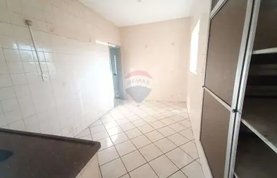 Casa com 2 quartos para alugar no Centro, Mogi Guaçu 