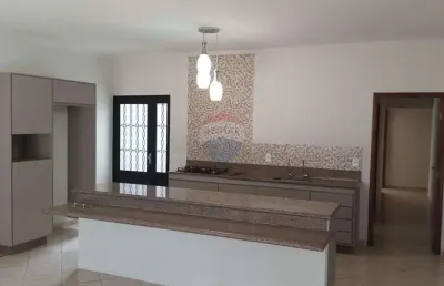 Casa com 3 quartos por 2.900,00 no bairro nova jaguariúna, em jaguariína sp