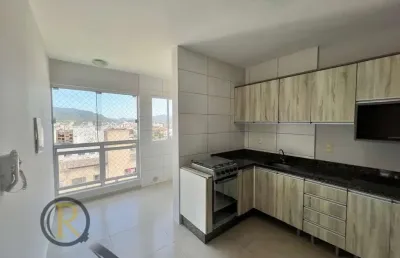 Apartamento com 2 dormitórios localizado a 400 metros do fórum