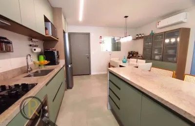 Apartamento mobiliado com 2 dormitórios (sendo 1 suíte) e uma vaga no bairro das nações