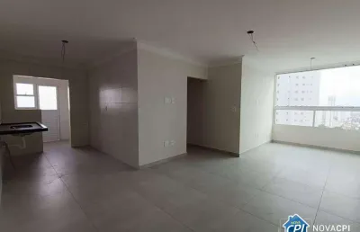Apartamento com 2 quartos na vila guilhermina - praia grande/sp