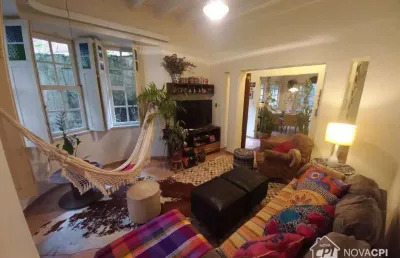Casa com 3 quartos à venda na Rua Freitas Guimarães, Itararé, São Vicente